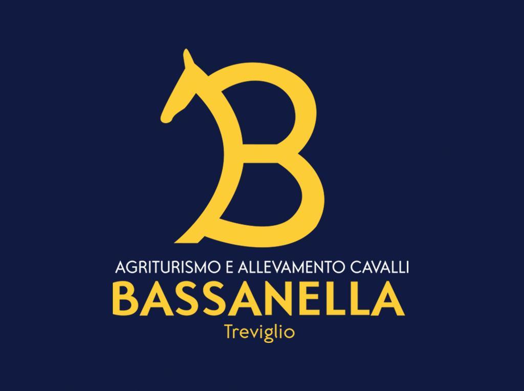 Agriturismo Bassanella Treviglio Bagian luar foto